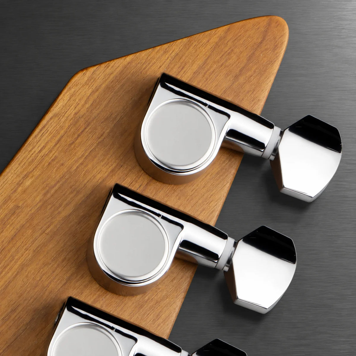 Guitarra eléctrica de estilo ST, 22 trastes, con diseño de estampado paisley, forma clásica ST, ideal para guitarristas de rock y blues.