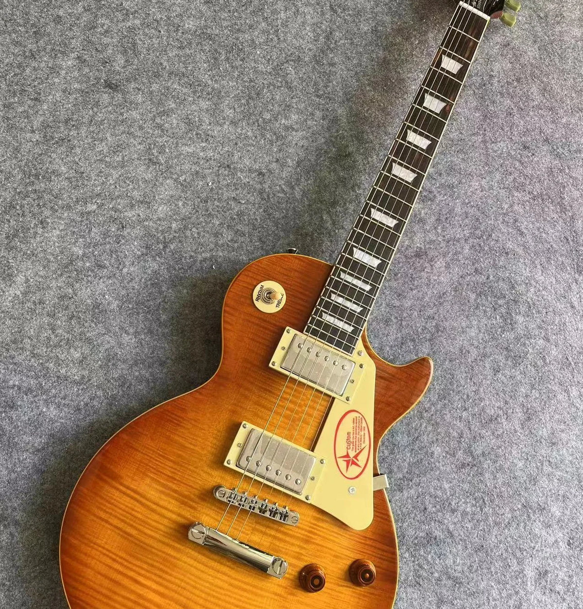 Guitarra Eléctrica Sólida Estándar