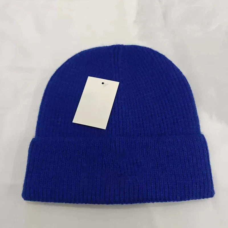 Gorro de punto con letras bordadas para otoño e invierno, moderno y versátil, gorro de lana cálido.