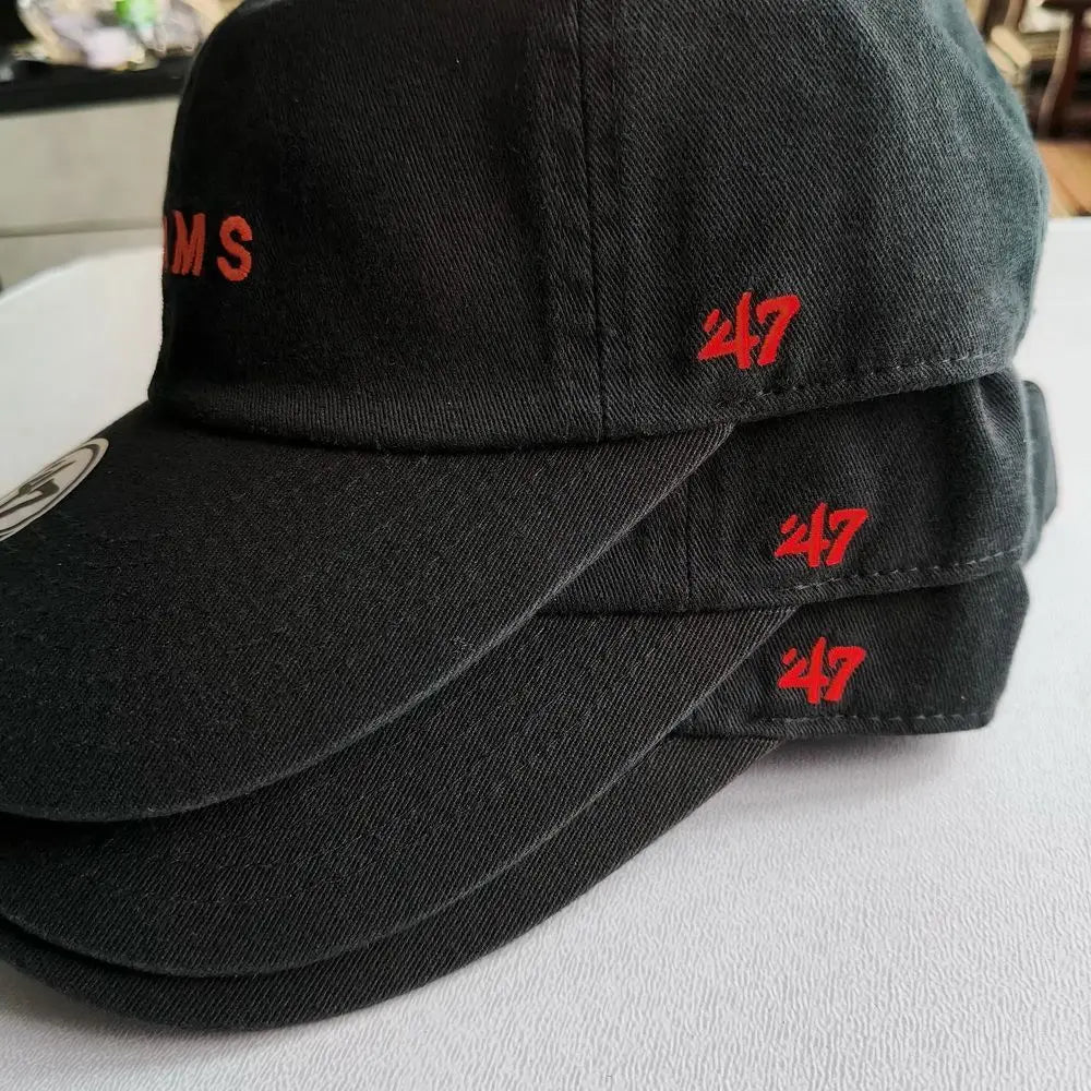 Gorra de béisbol Beam de algodón puro lavado para las cuatro estaciones, estilo vintage con detalle de piel de vaca, ajustable, informal y funcional.
