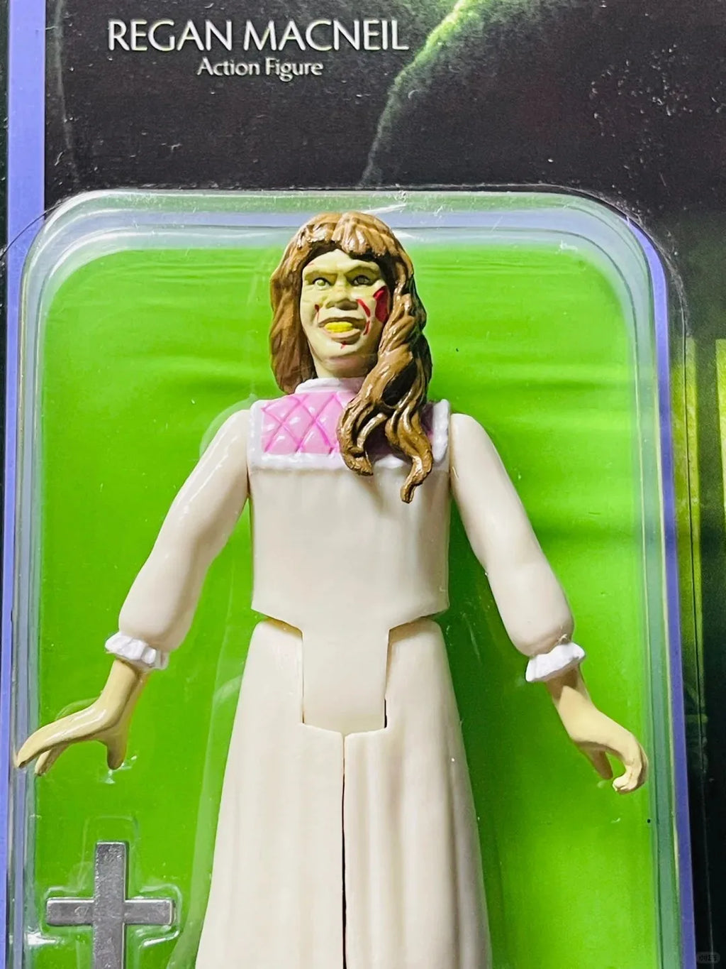 En Stock Super7 el exorcista reacción Regan figura de reacción película colección de juguetes de terror muñeca de regalo Halloween cumpleaños
