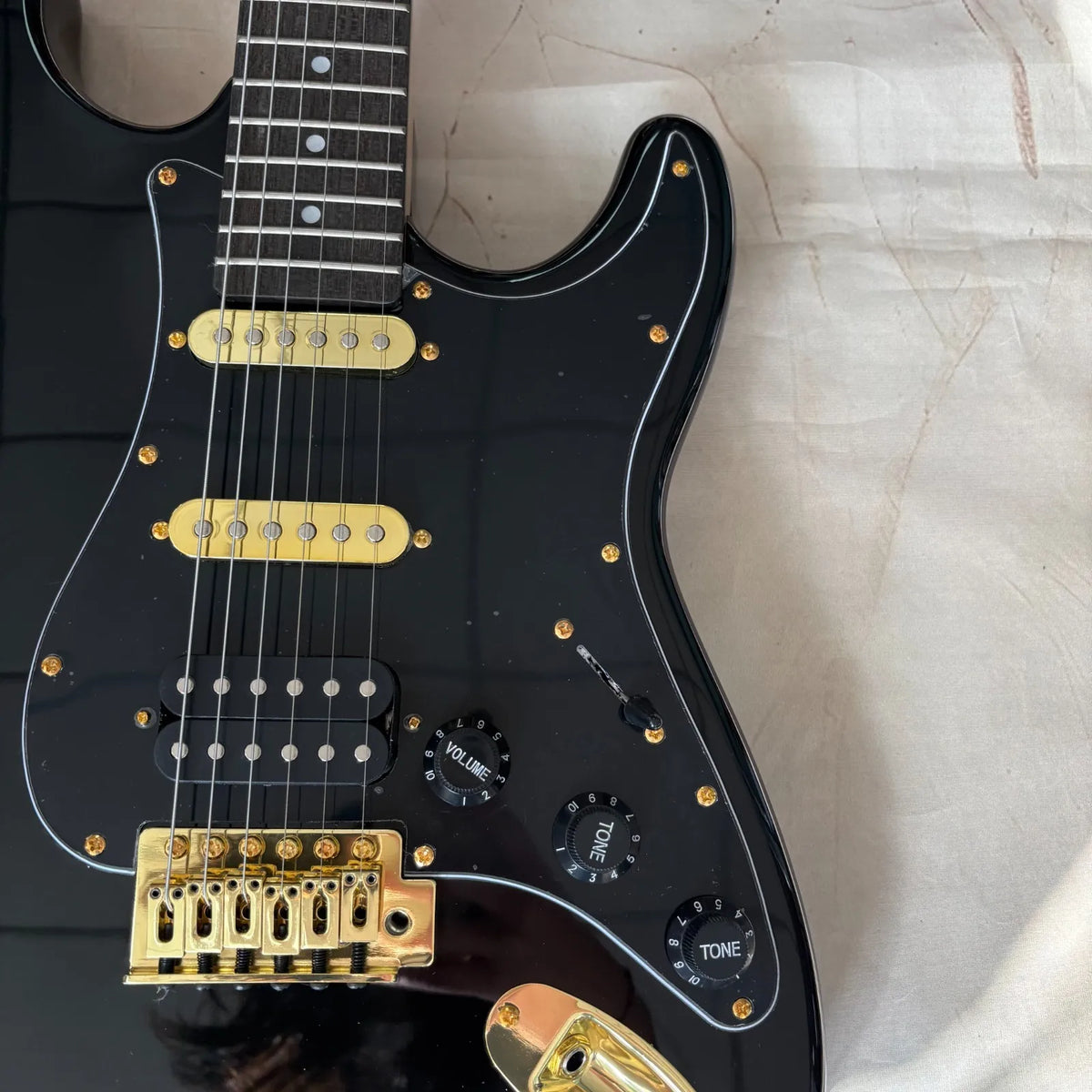 Diapasón de palisandro para guitarra estilo 2025, mástil de arce, herrajes dorados