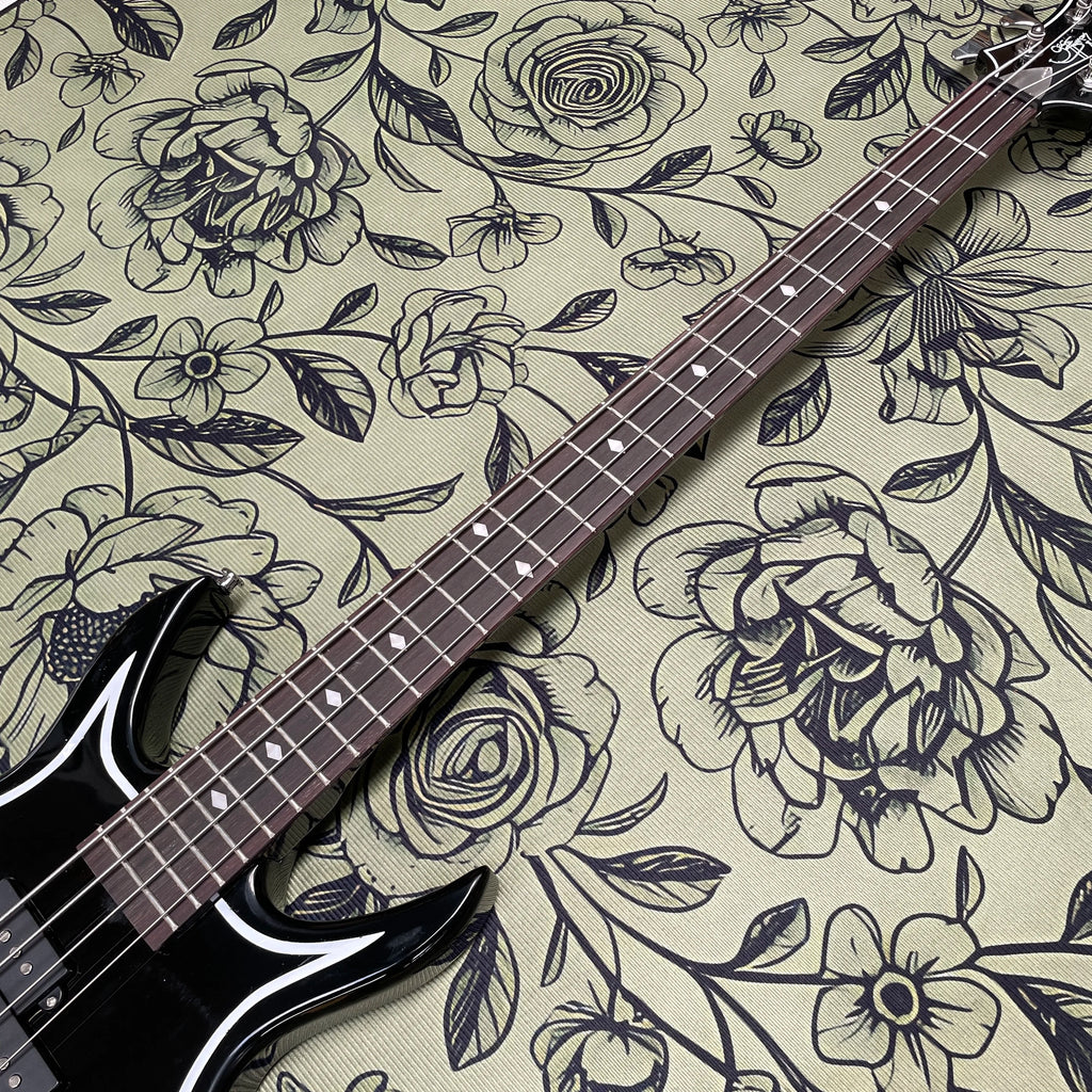 Guitarra eléctrica negra brillante, con cuerpo de caoba y 4 cuerdas, guitarra eléctrica de rock y metal apta para principiantes.