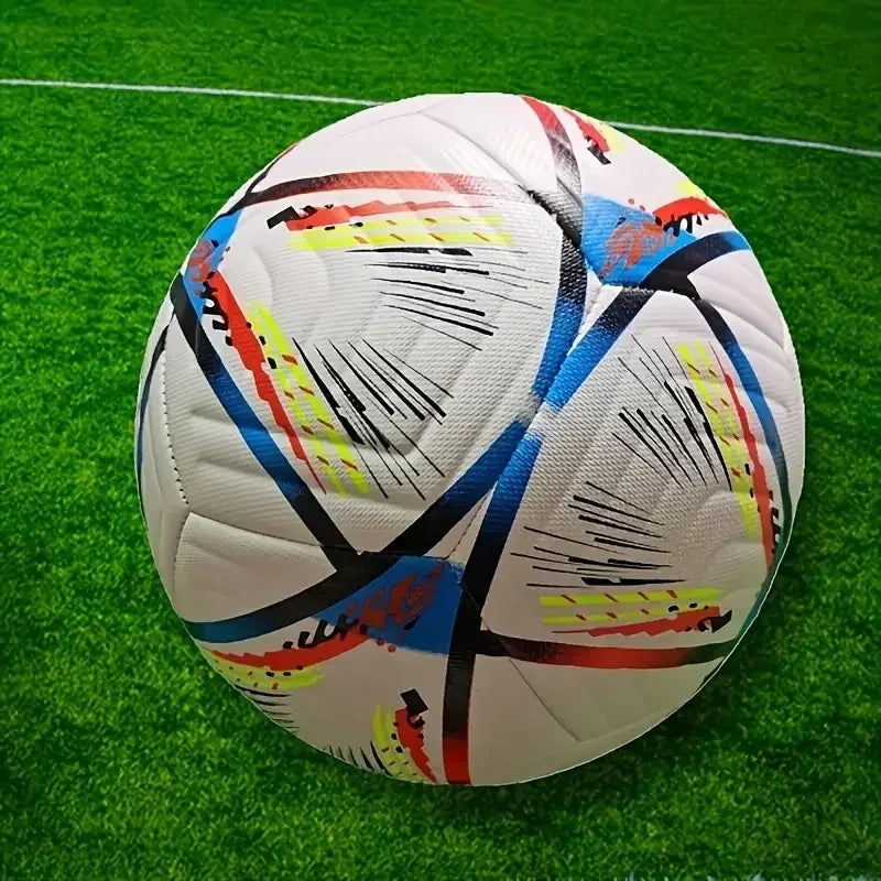 Balón de Fútbol Clásico de PVC Tamaño 5, Resistente al Desgaste y a Prueba de Explosiones, para Entrenamiento, Competencia y Juego Deportivo Profesional.