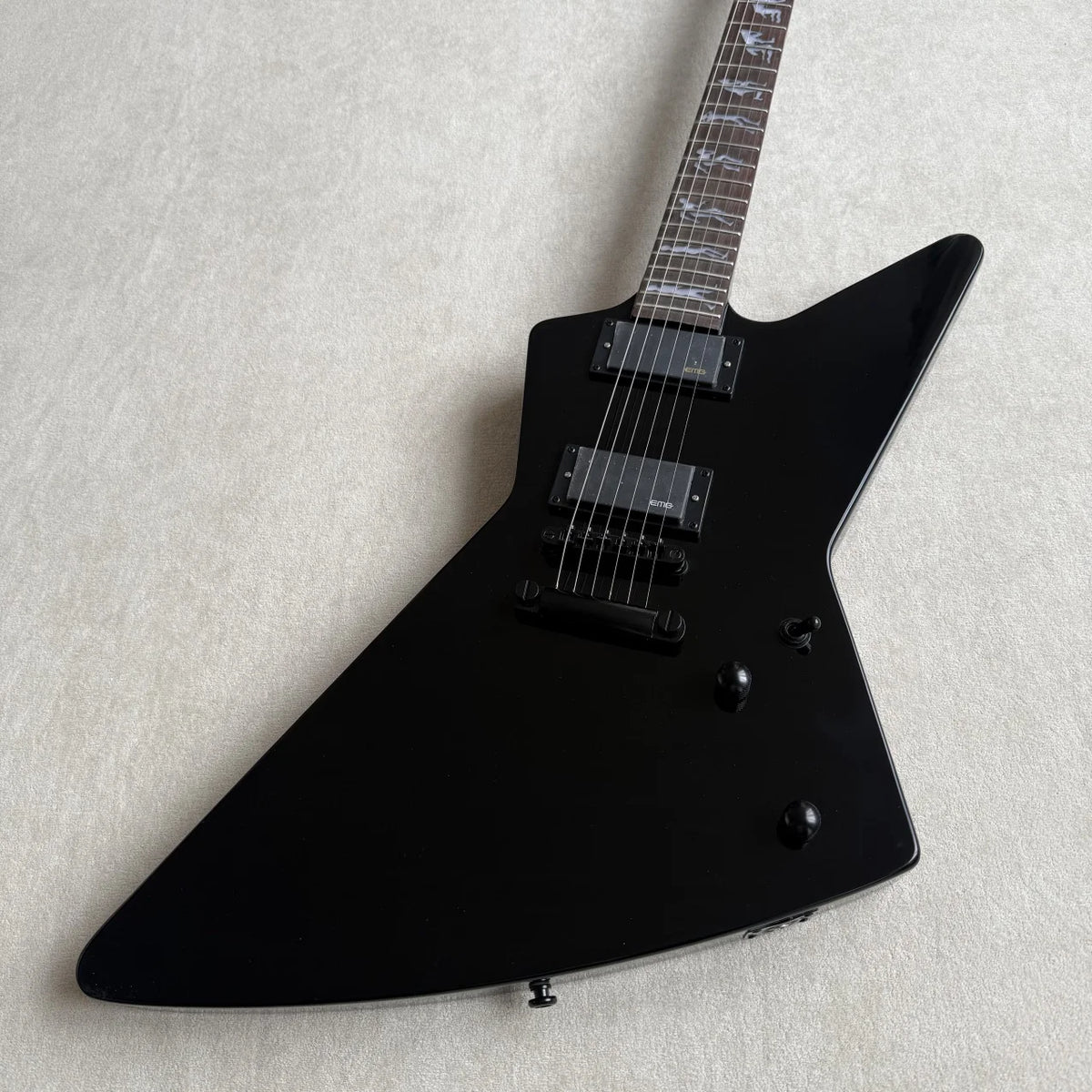 Guitarra Eléctrica Negra de 6 Cuerdas Personalizada ESP Explorer -250 II James Hetfield Explorer
