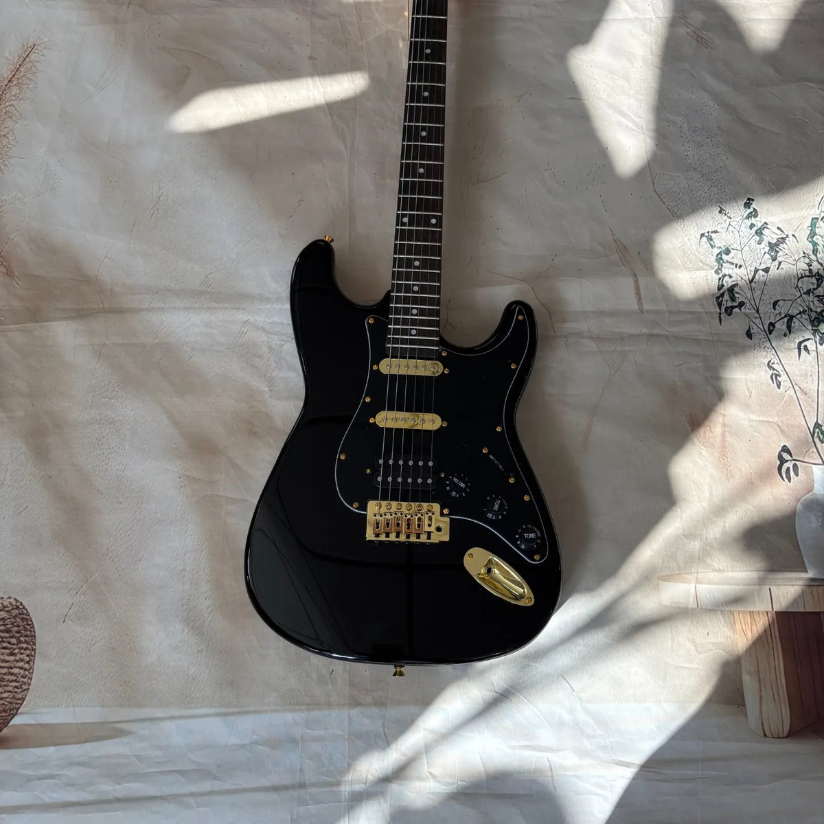Diapasón de palisandro para guitarra estilo 2025, mástil de arce, herrajes dorados
