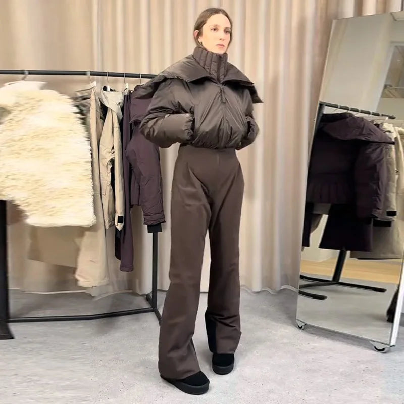 Traje de esquí con capucha y detalles de piel, cálido, para mujer, resistente al viento, con cuello alto, cremallera y cinturón, mono de snowboard, nueva colección 2026, ropa de esquí para mujer.