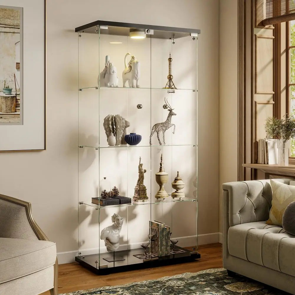 Vitrina de vidrio templado transparente con marco negro, puertas y 4 estantes.